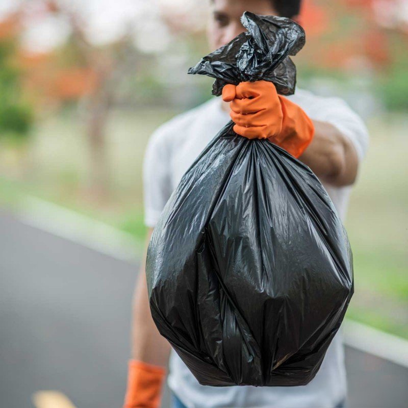 32 Pcs Black Garbage Bag Roll. - Budget Mart
