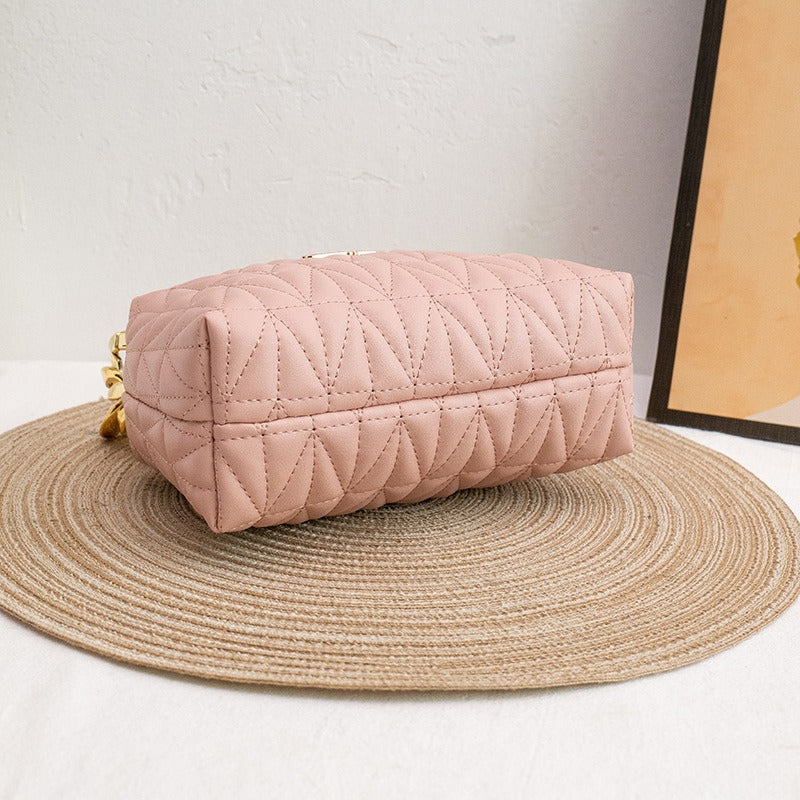 Chic Women's Chain Shoulder Bag